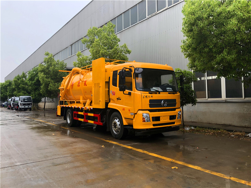 國六東風天錦清洗吸污車圖片 國六東風天錦清洗吸污車圖片