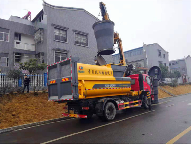 解放吊裝式壓縮垃圾車 解放吊裝式壓縮垃圾車